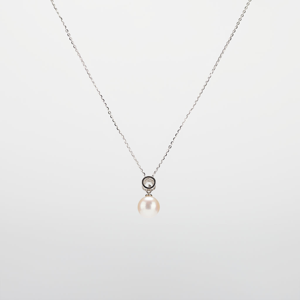 Pearl  pendant necklace on a white background