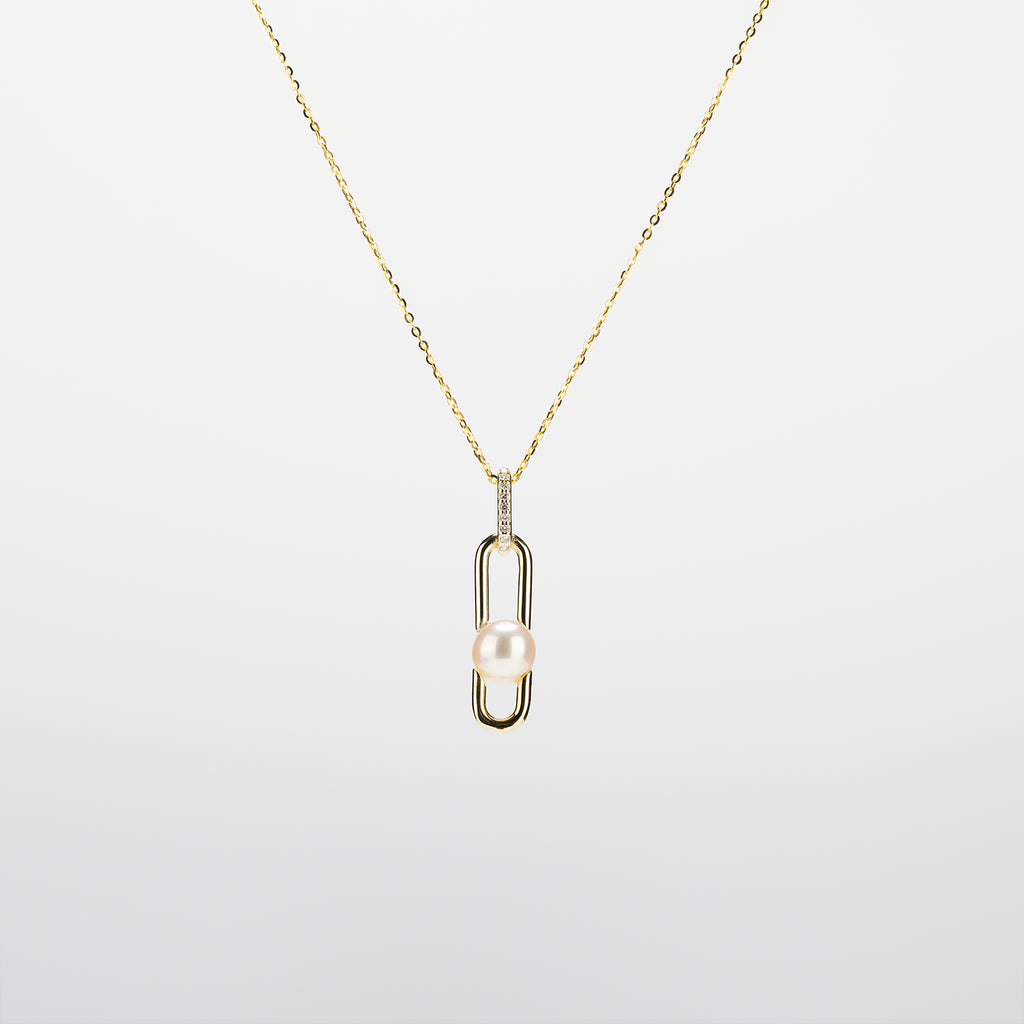 Pearl  pendant necklace on a white background
