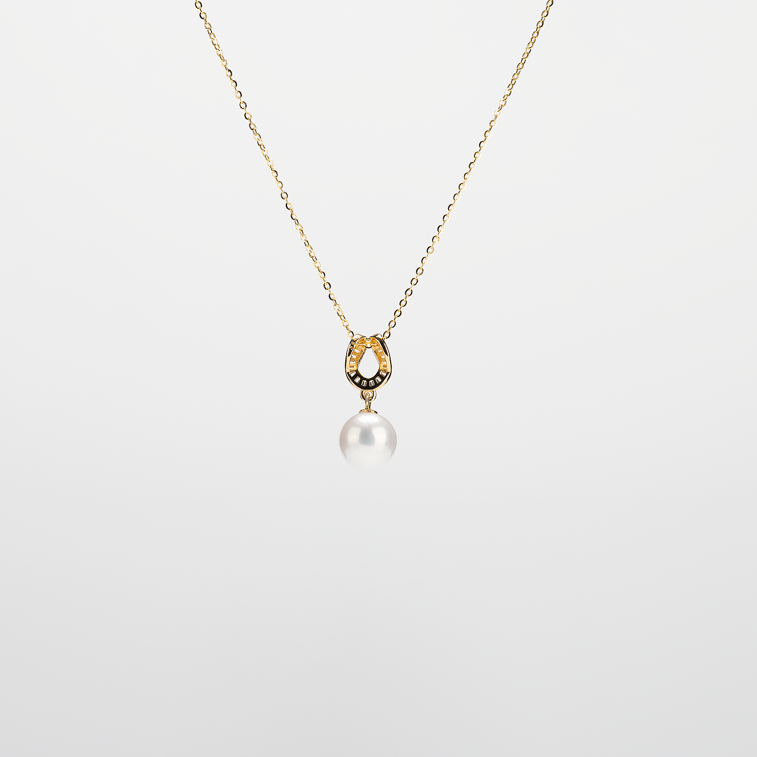 Vesper Pearl Pendant Necklace