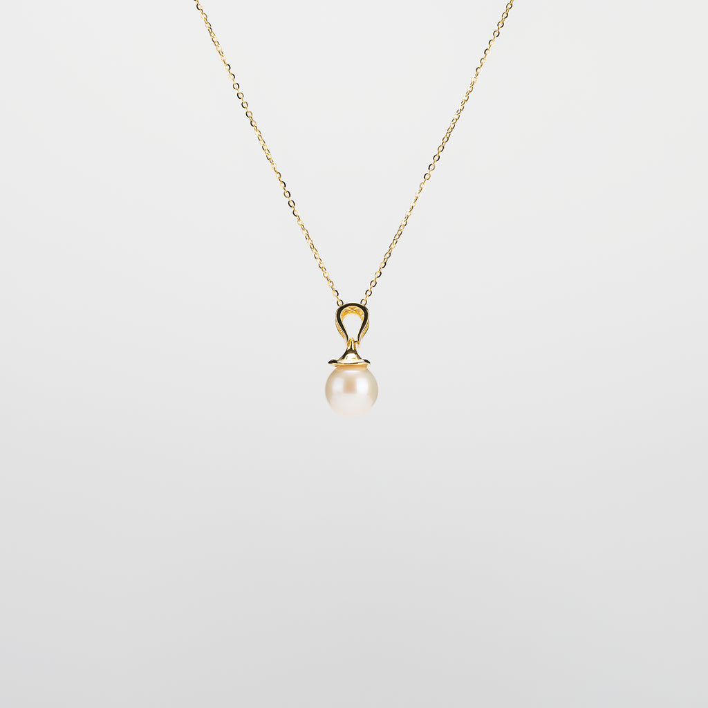 Clémence Pearl Pendant Necklace